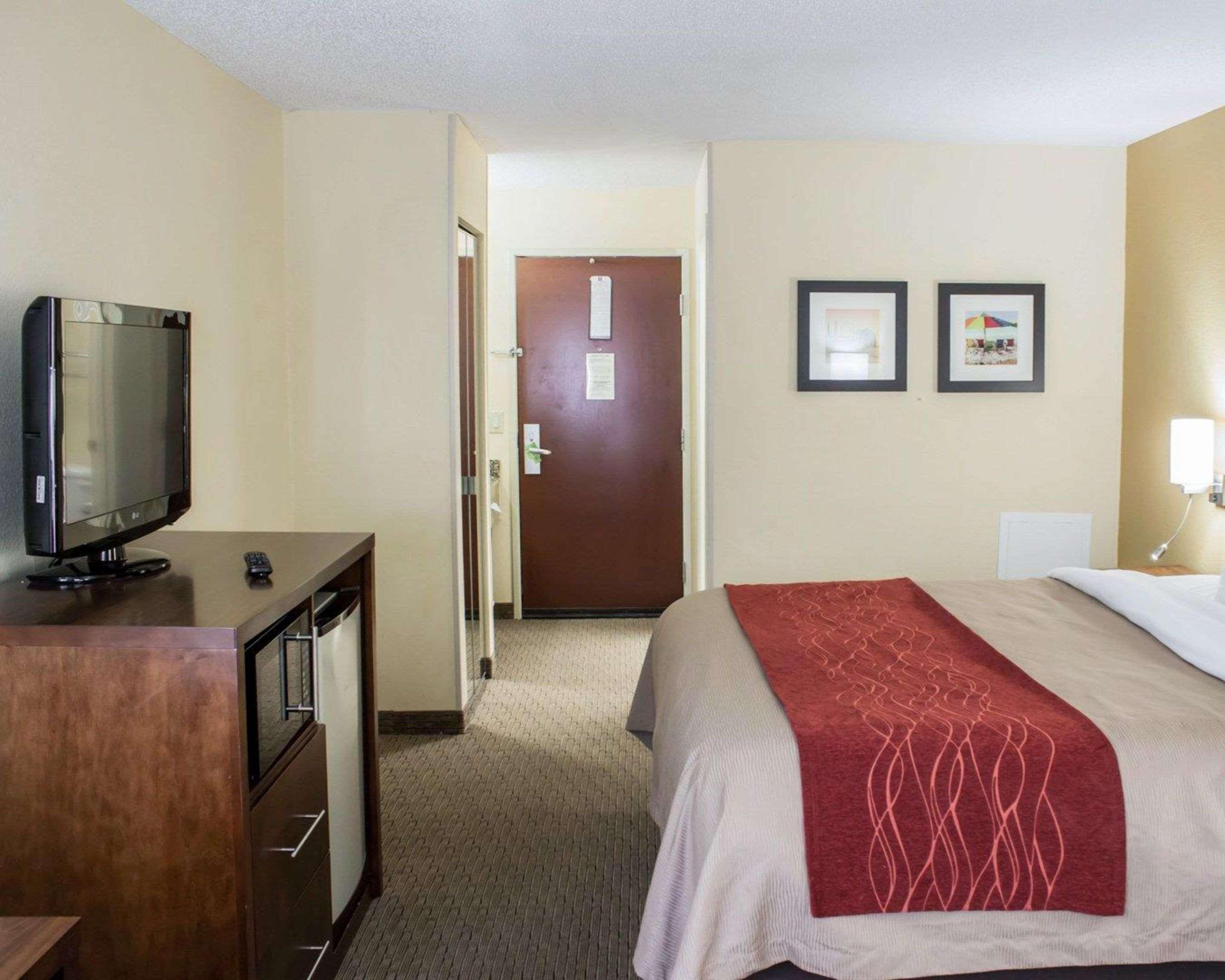 Comfort Inn Garner Clayton I-40 Экстерьер фото